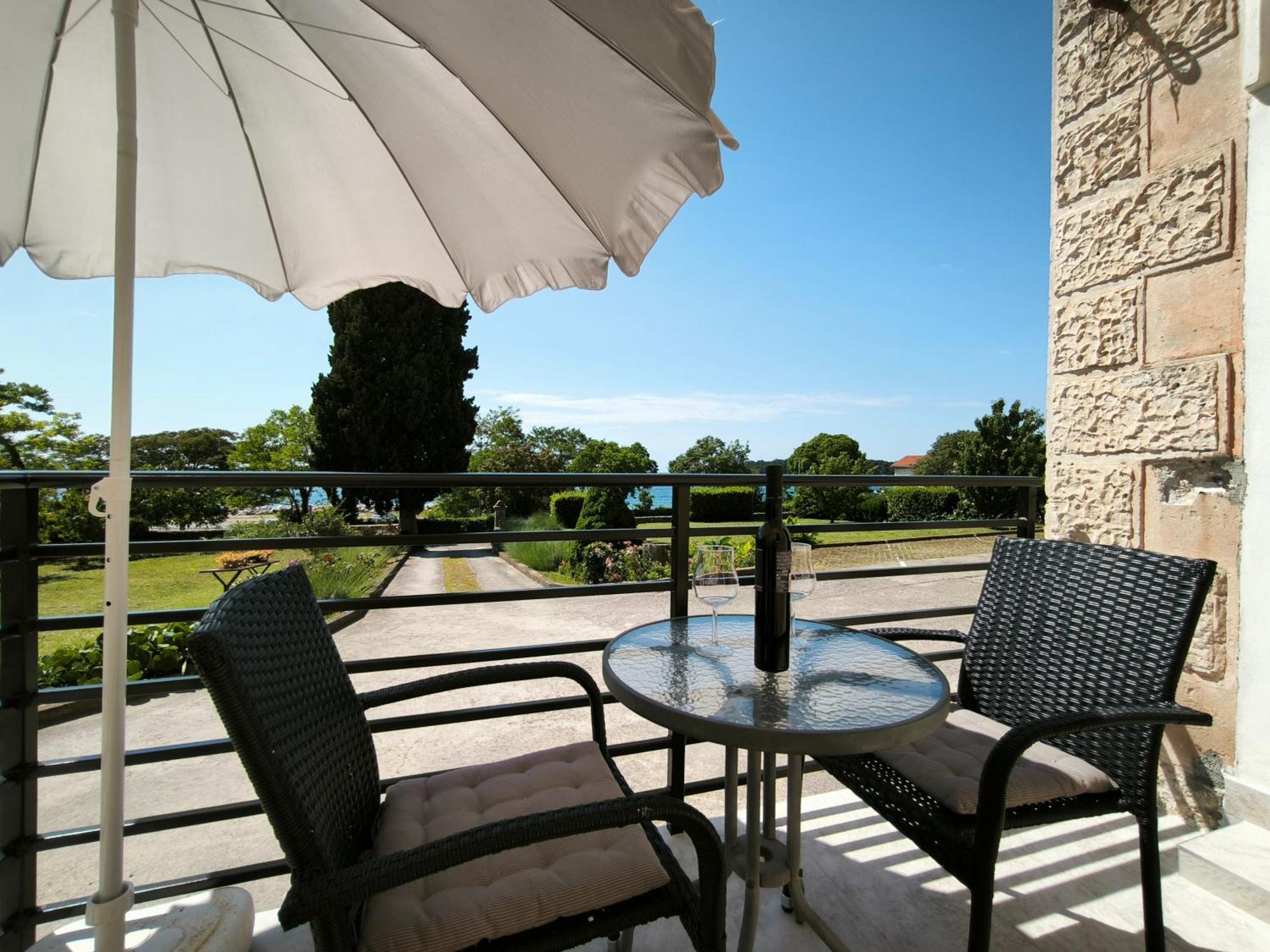 Rooms And Apartment Matika Rovinj Exterior foto